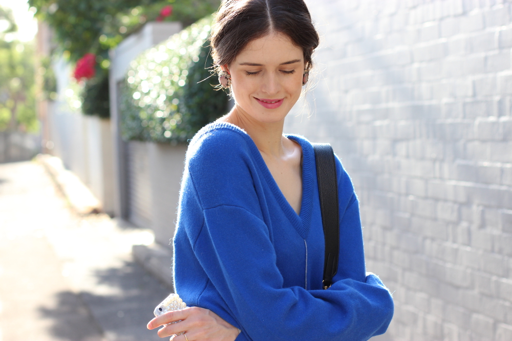 BYCHILL Sydney Style Blogger Chloe Hill wears Witchery blue jumper and emporio armani earrings on the streets of sydney